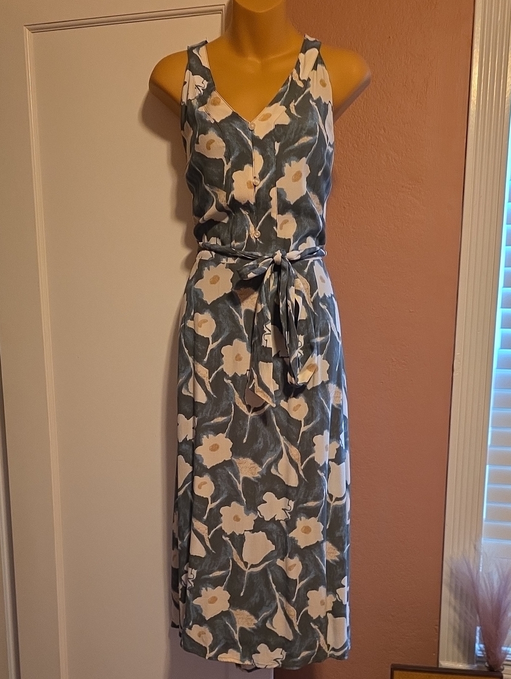 Ann Taylor Blue Floral Tie-Waist Dress